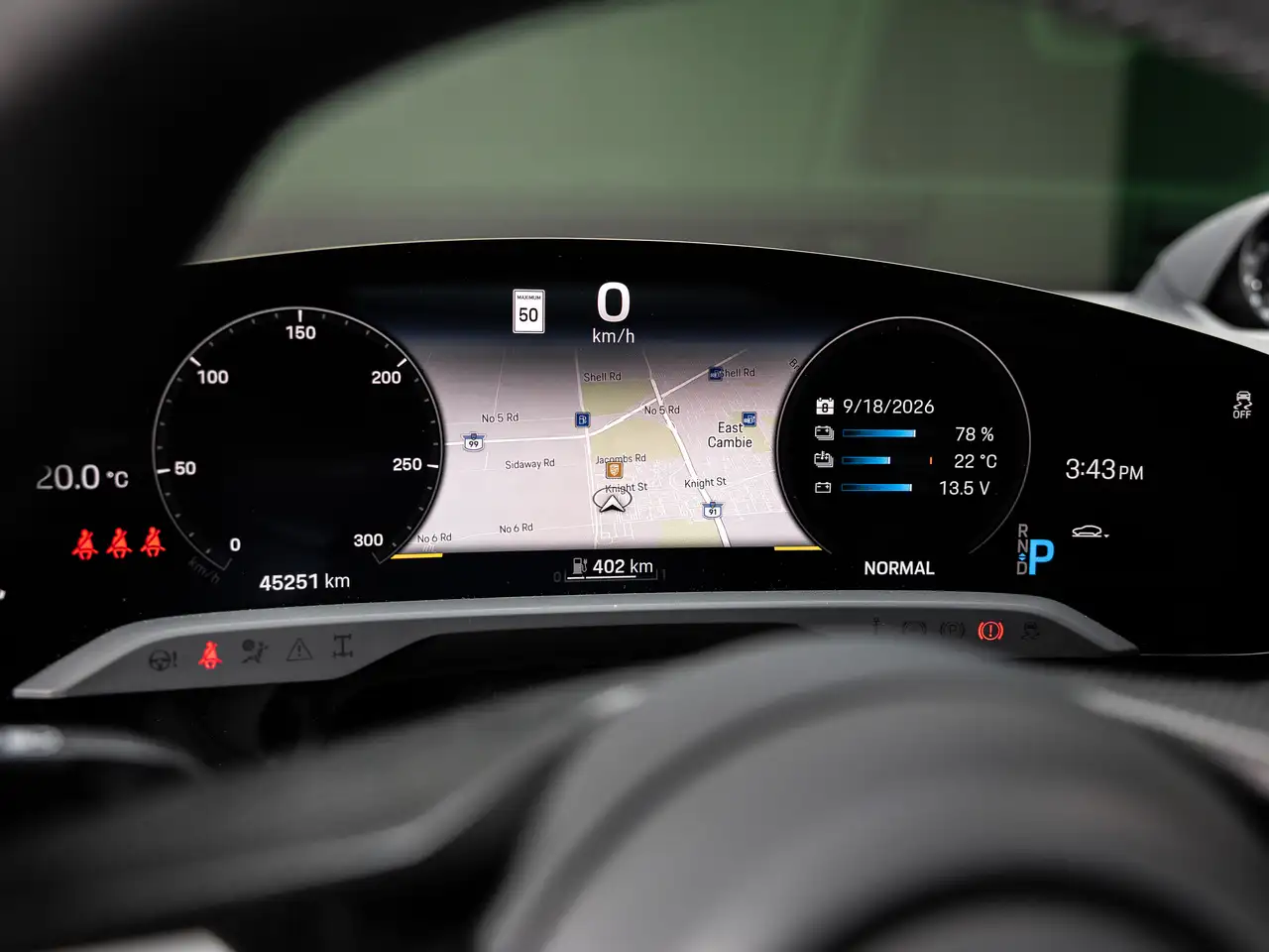 Porsche Taycan - Image 15