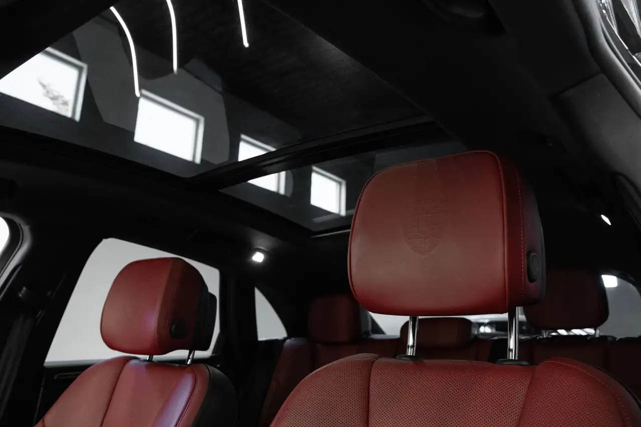 Porsche Macan - Image 15