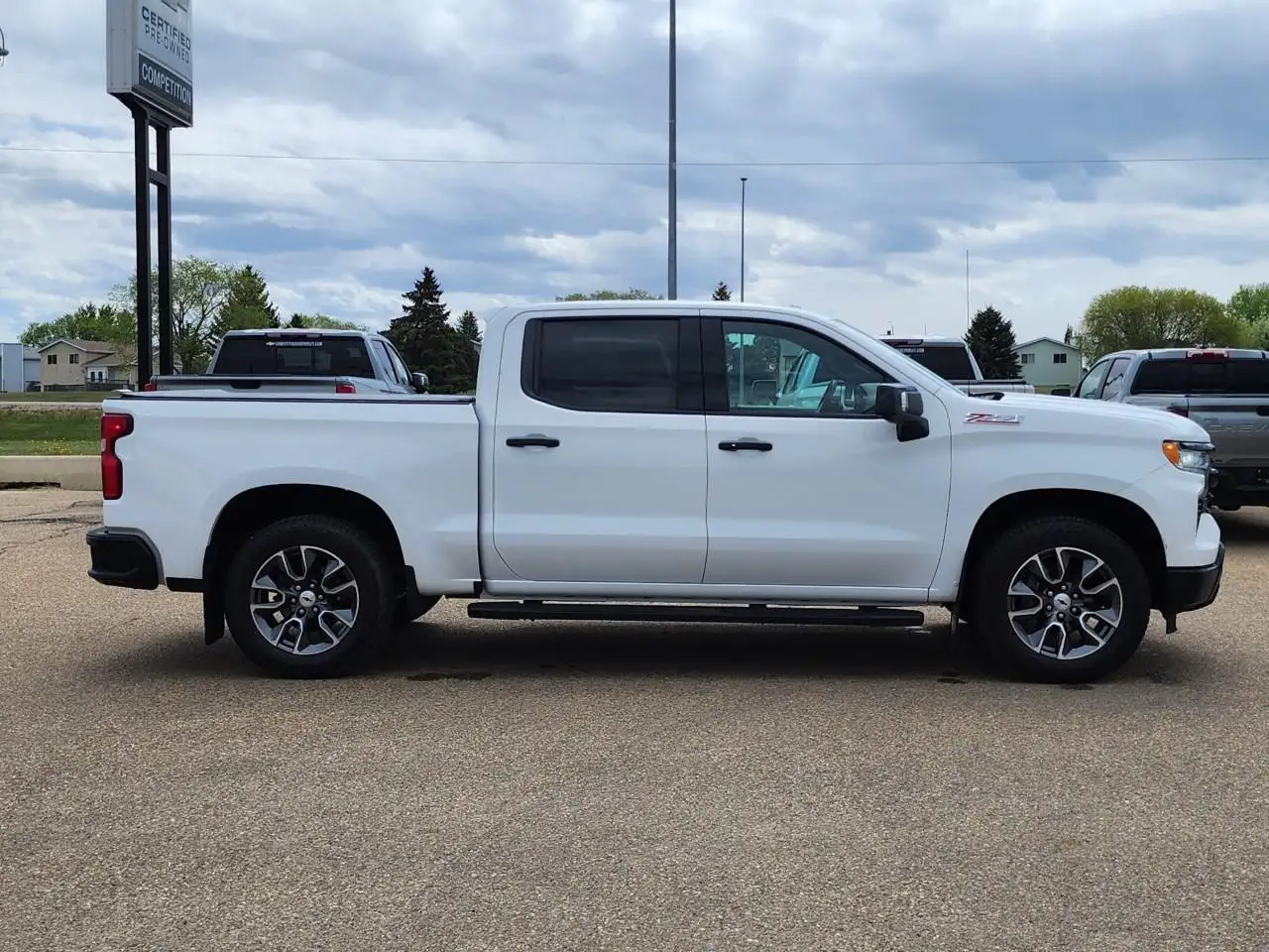 Chevrolet Silverado 1500 - Image 19