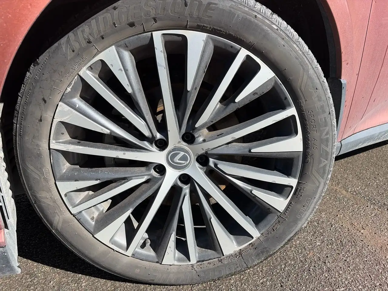 Lexus RX 350 - Image 18