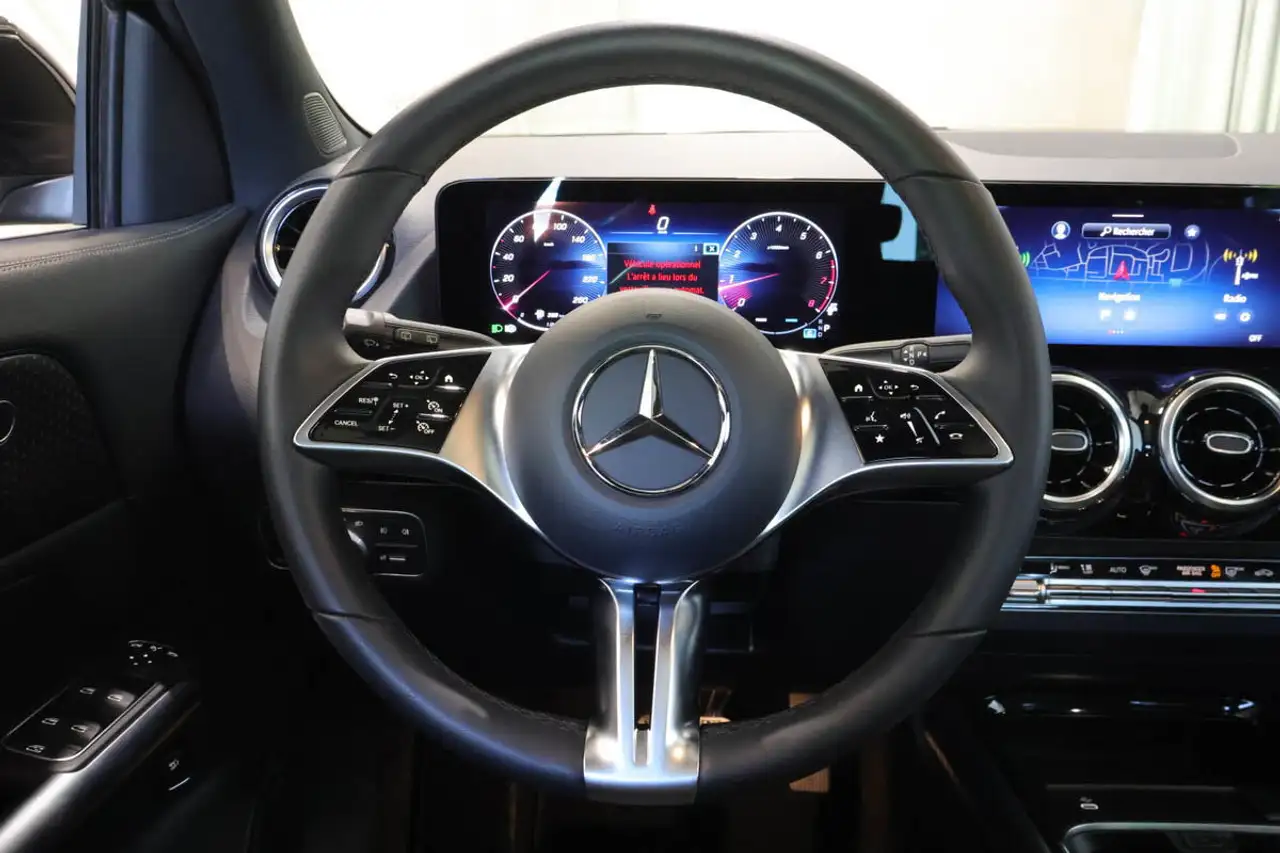 Mercedes-Benz GLA - Image 15