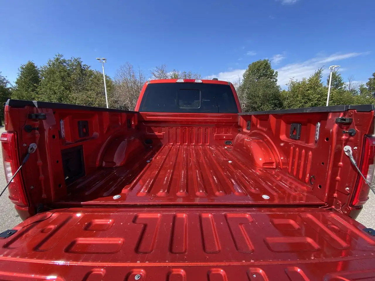 Ford F-150 - Image 23
