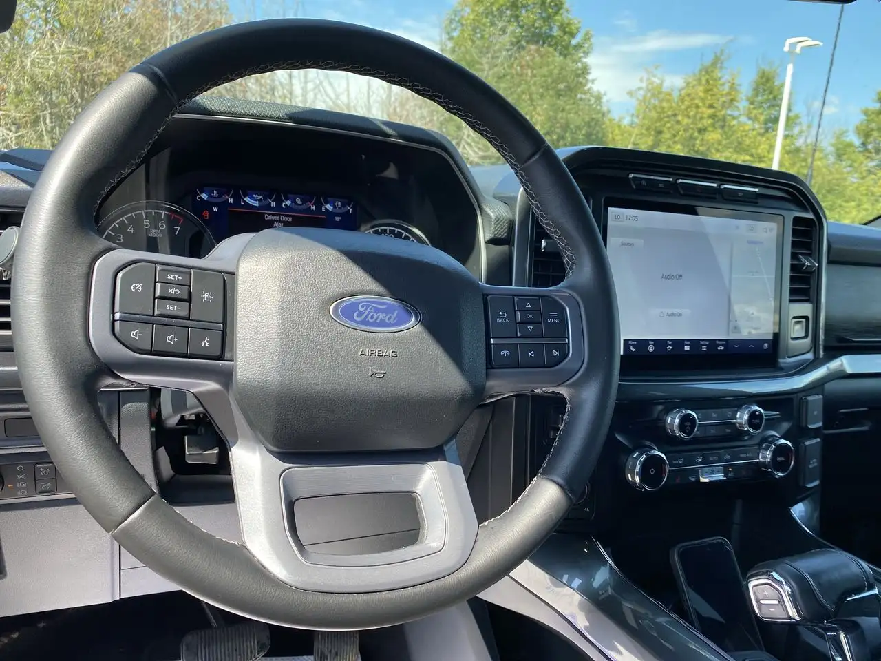 Ford F-150 - Image 14
