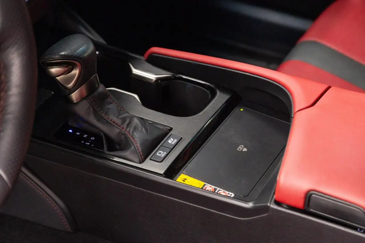 Lexus ES 300 - Image 14