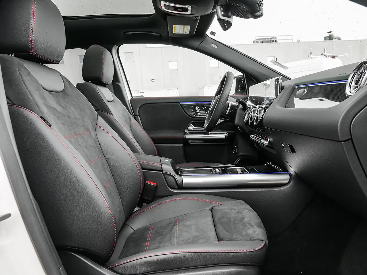 Mercedes-Benz GLA - Image 15