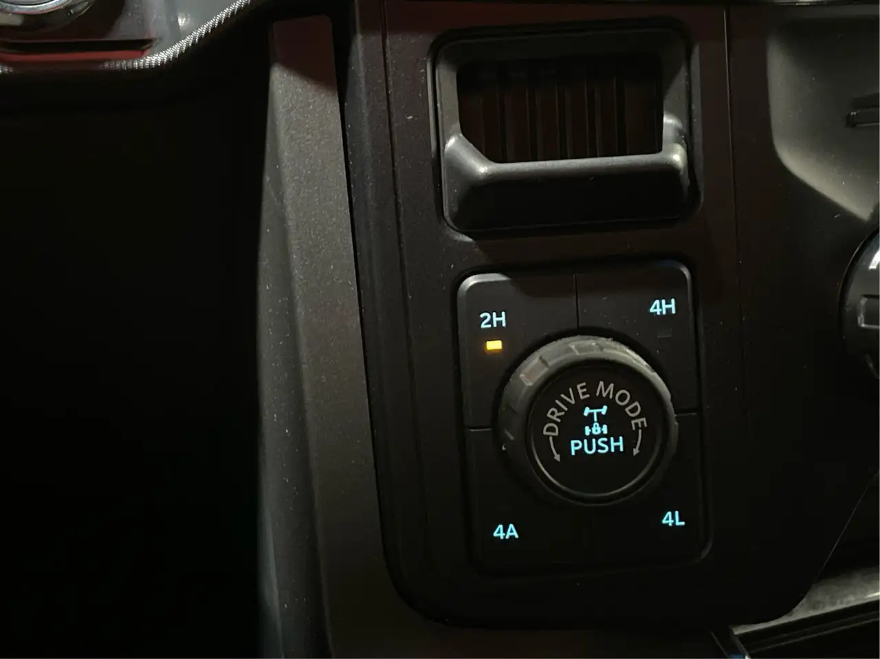 Ford F-150 - Image 26
