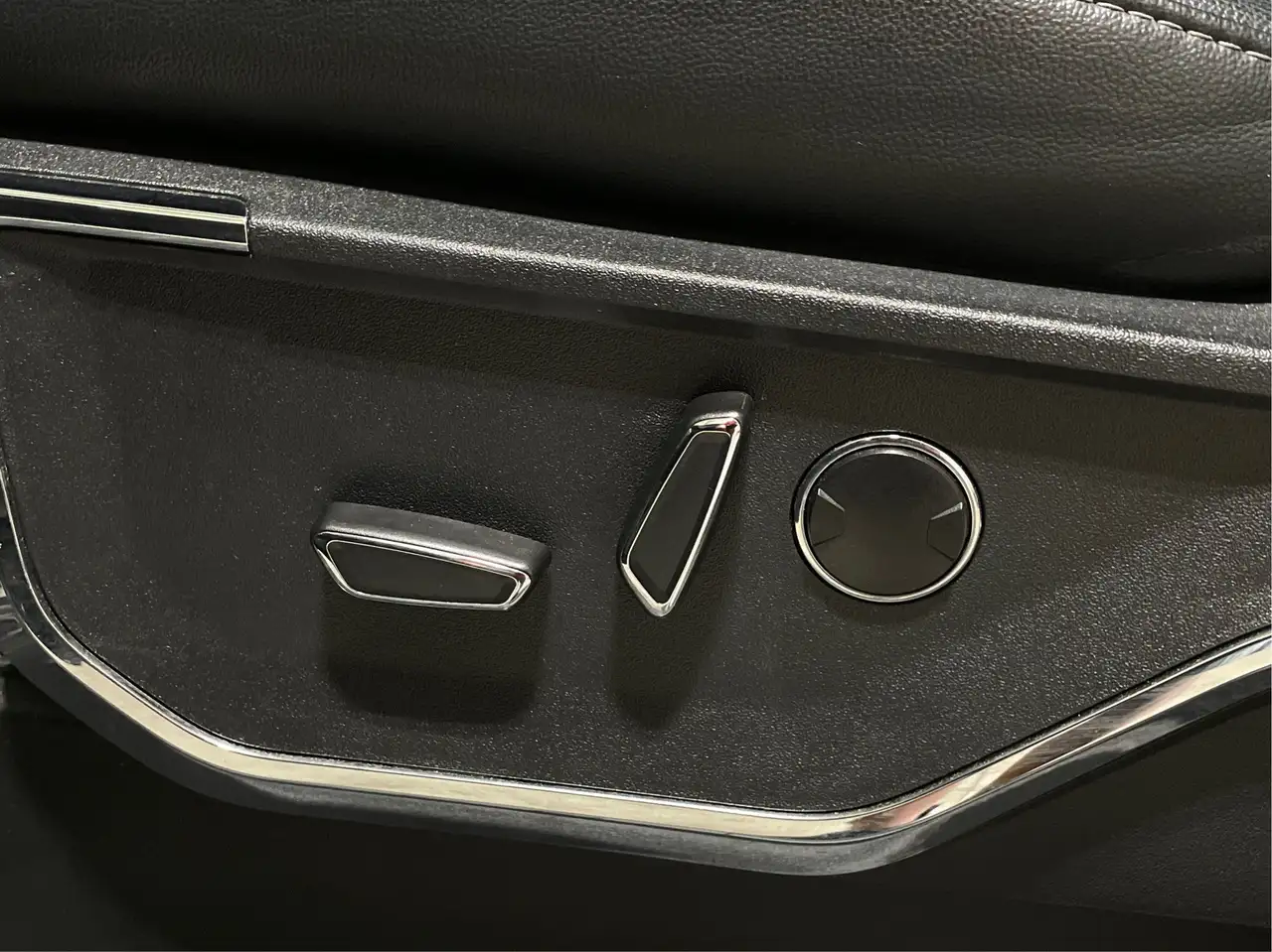 Ford F-150 - Image 21