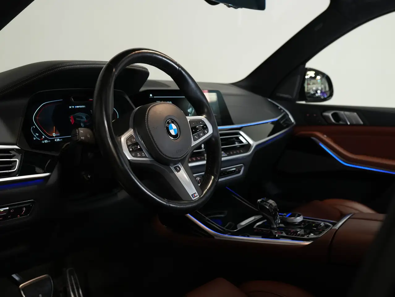 BMW X7 - Image 9