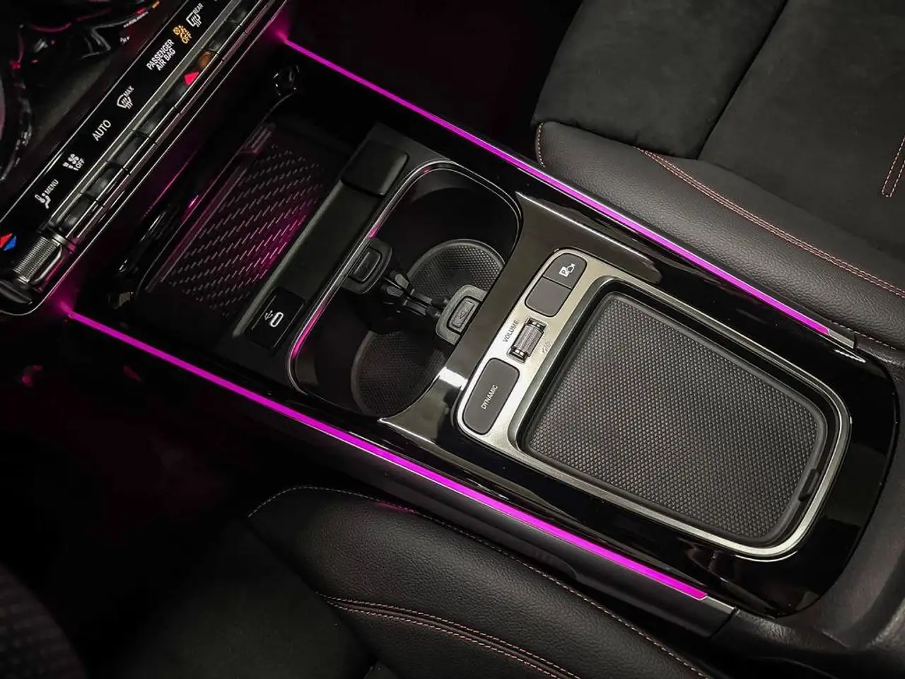 Mercedes-Benz GLB - Image 17