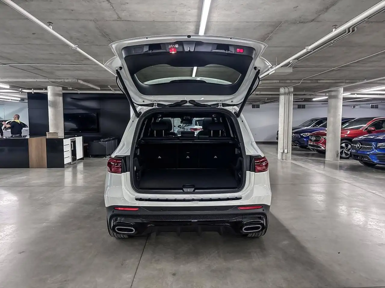 Mercedes-Benz GLB - Image 19