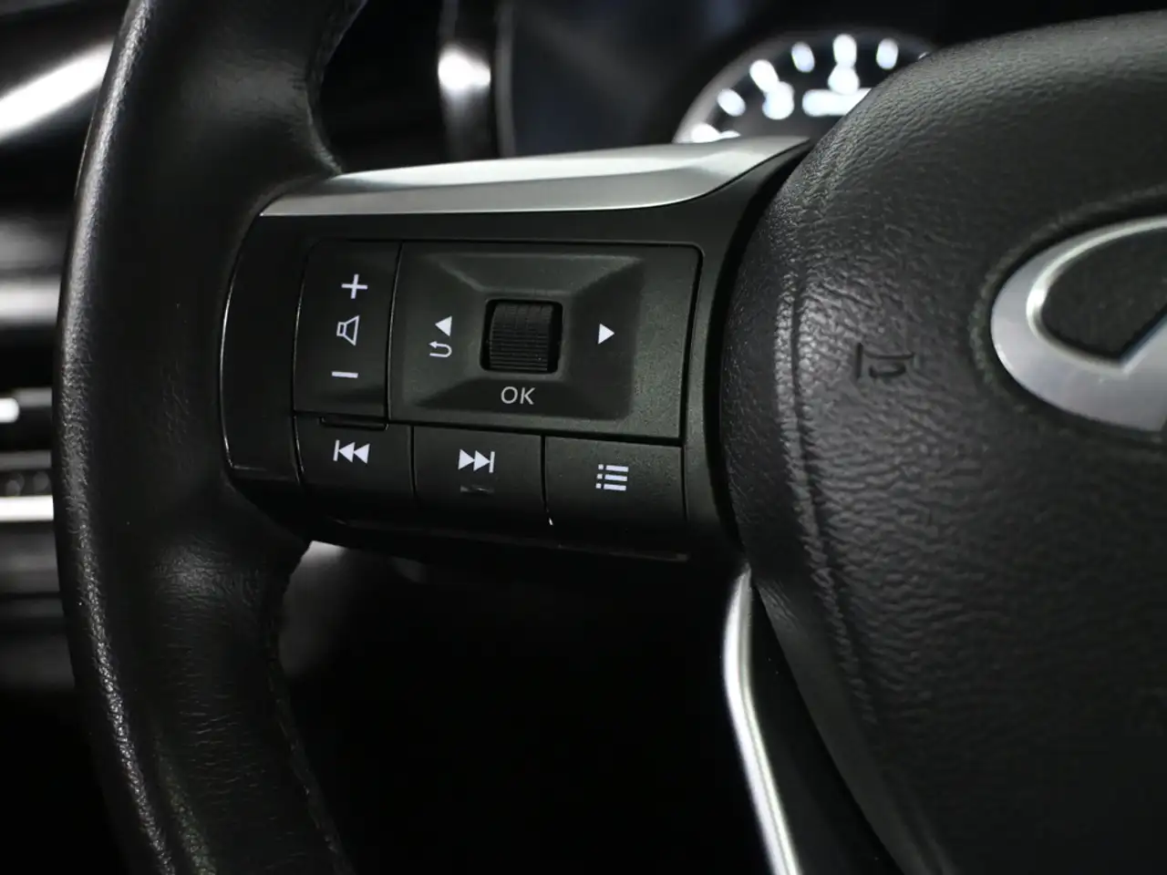 Infiniti QX60 - Image 15