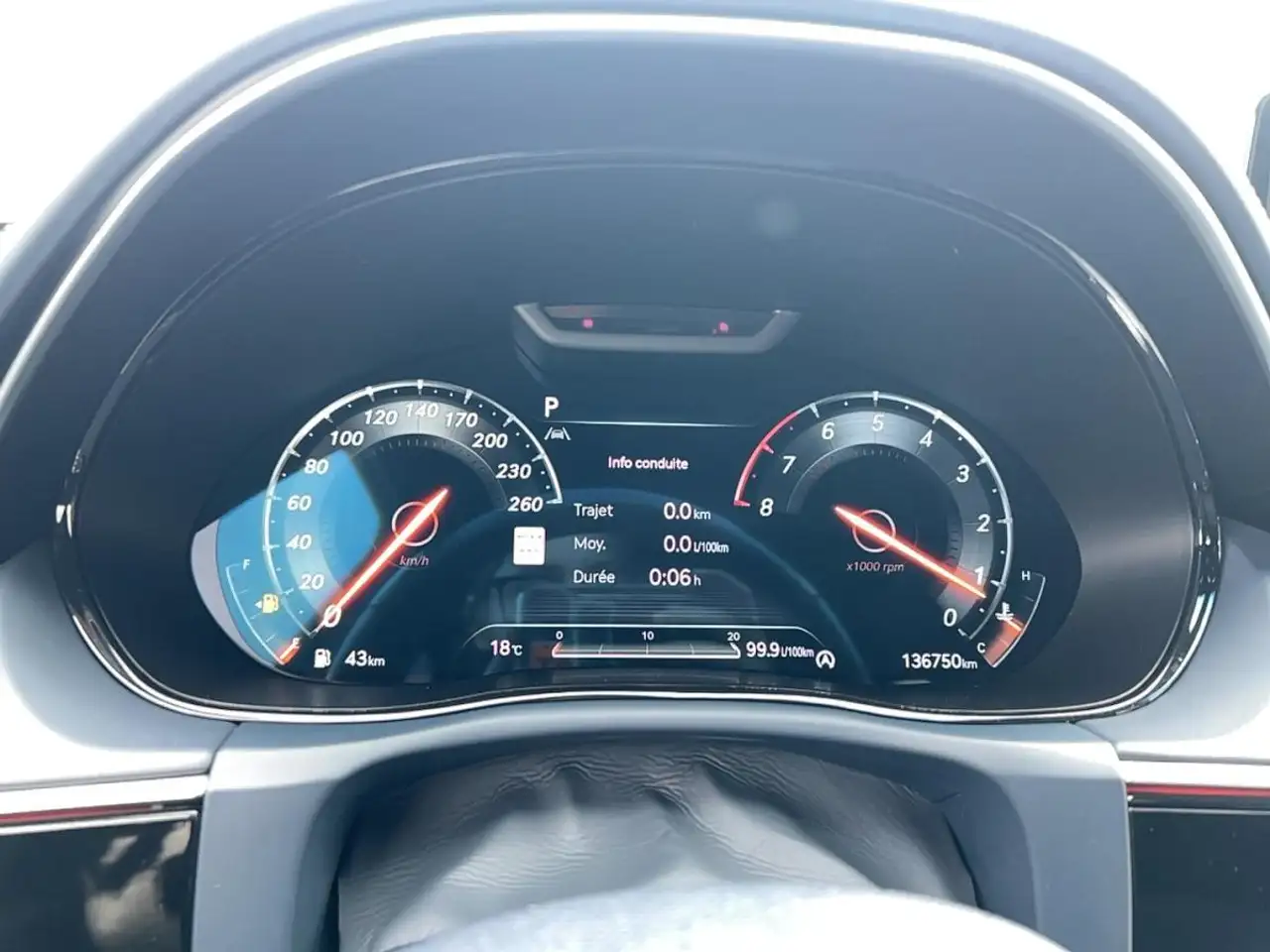 Genesis GV70 - Image 27