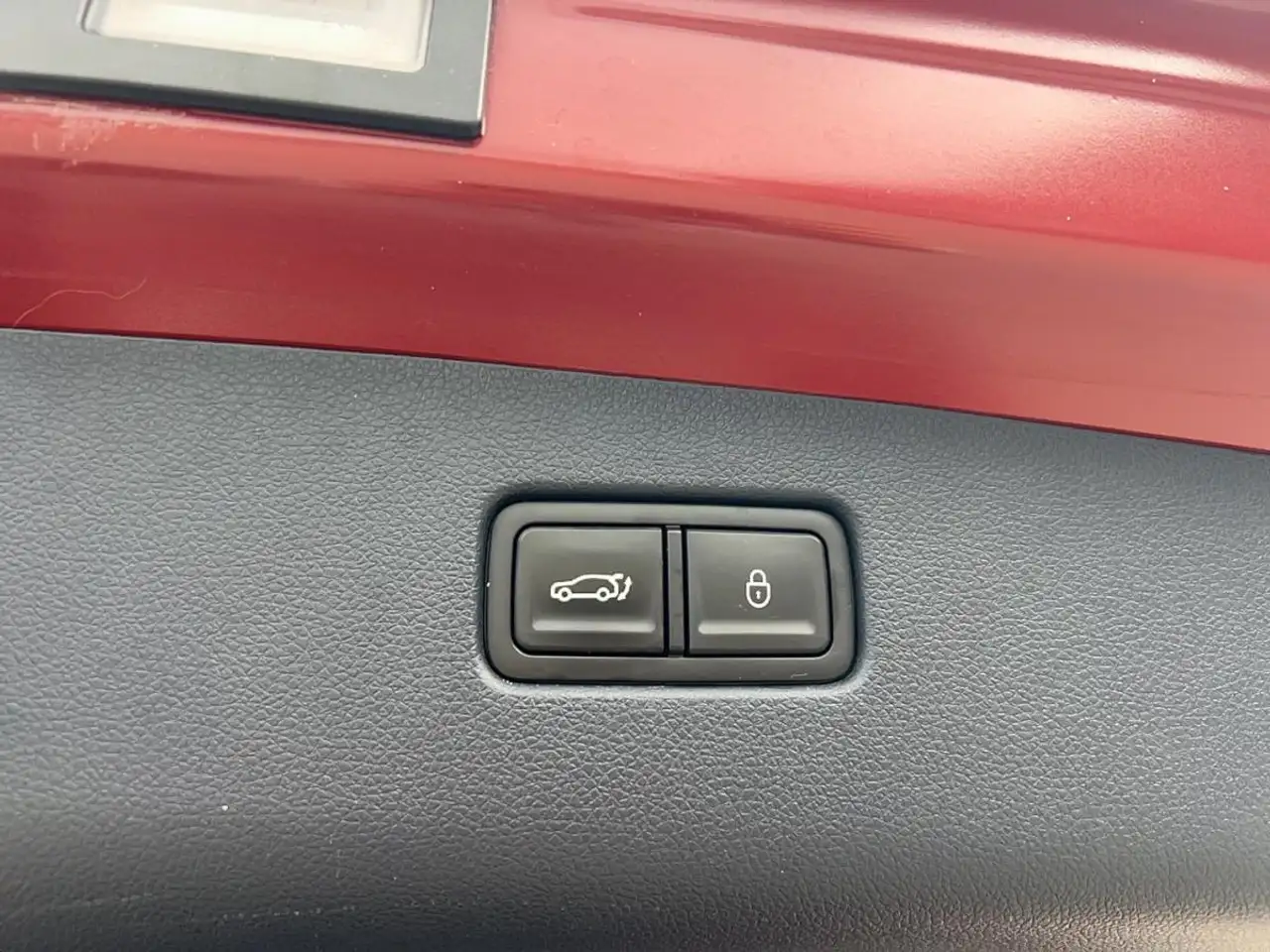 Genesis GV70 - Image 22