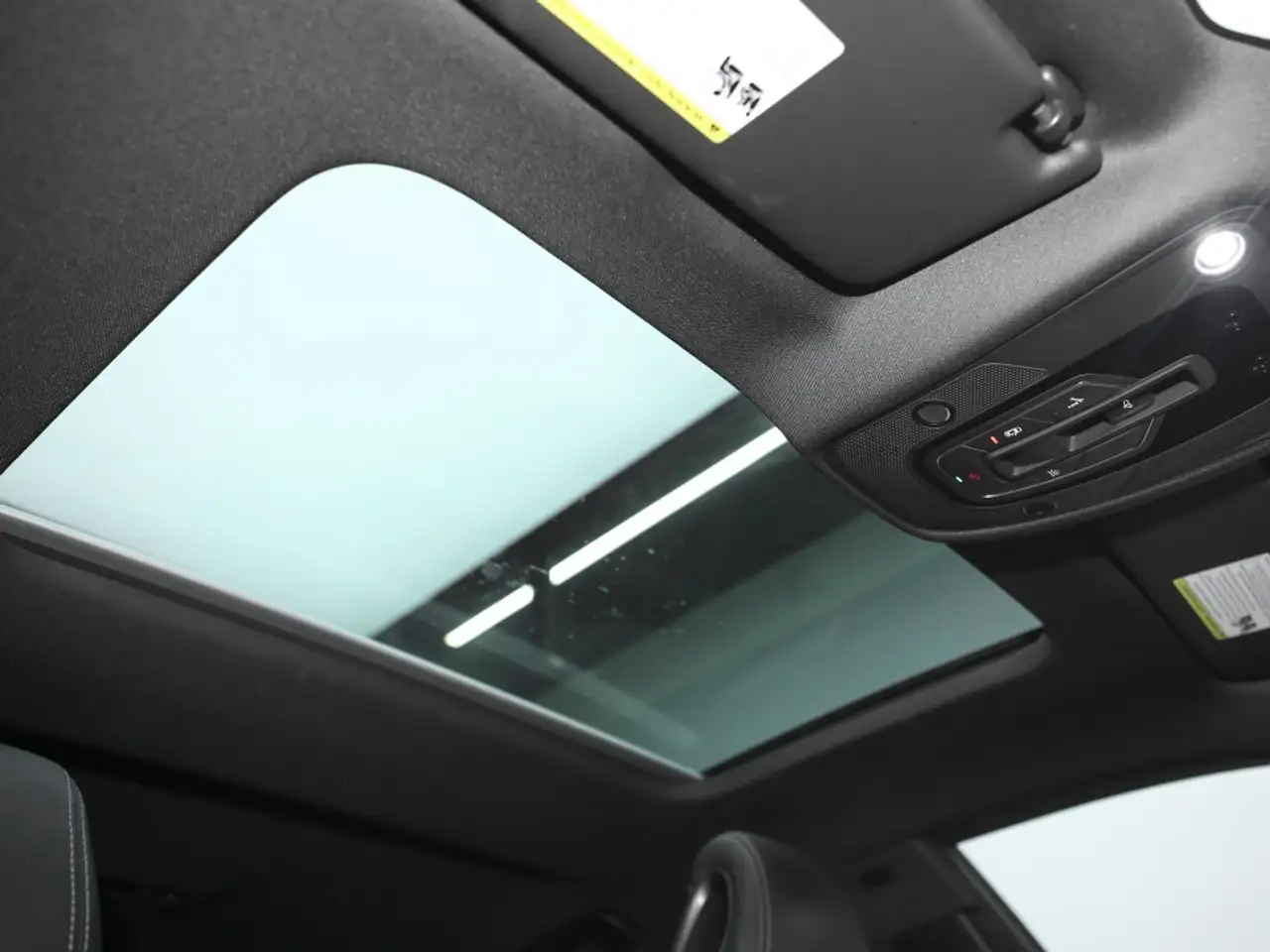 Audi S5 - Image 24
