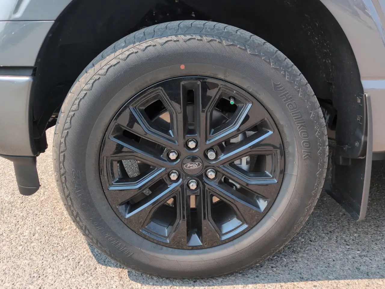 Ford F-150 - Image 10
