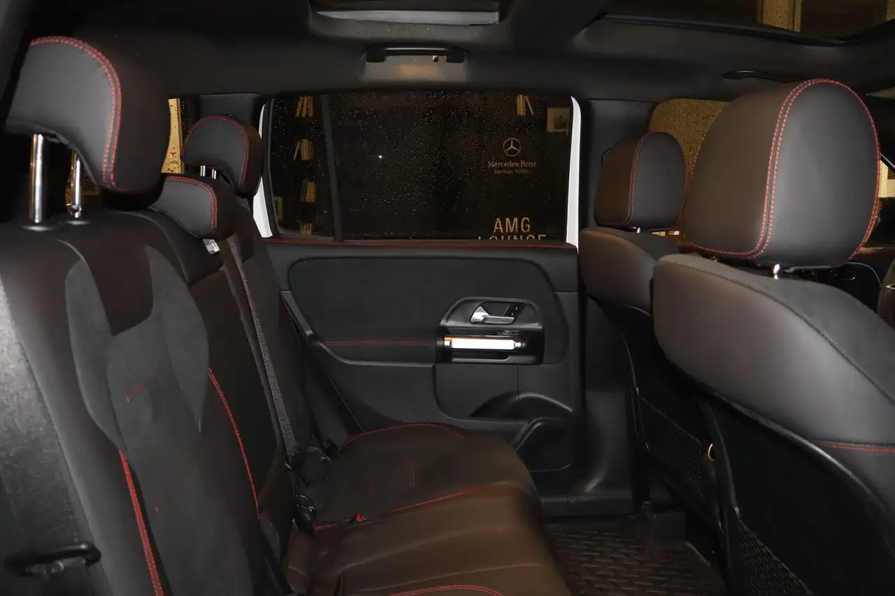Mercedes-Benz GLB - Image 11