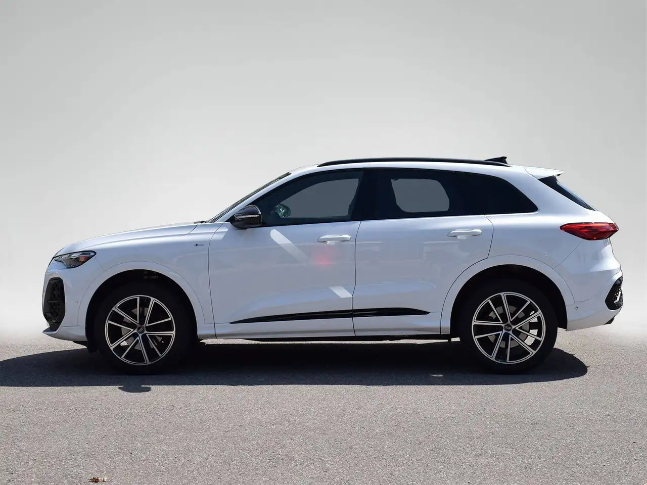 Audi Q5 - Image 3