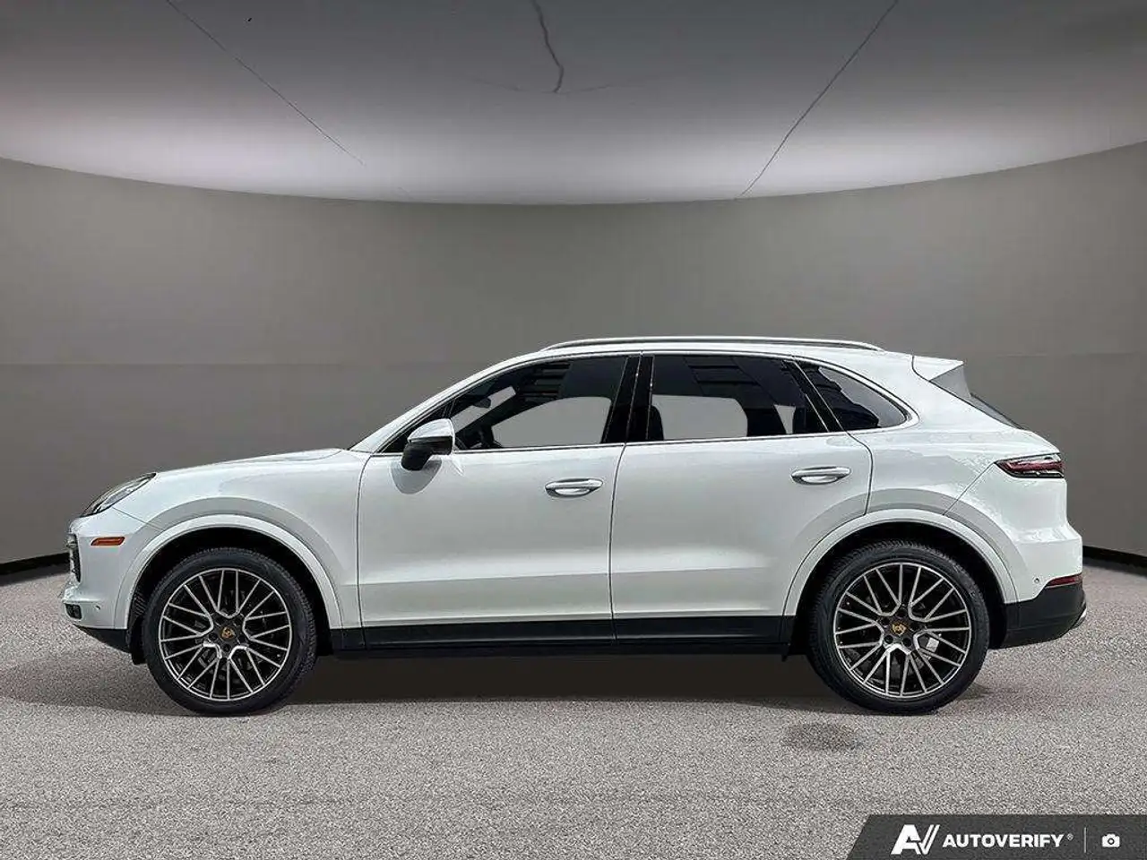 Porsche Cayenne - Image 3