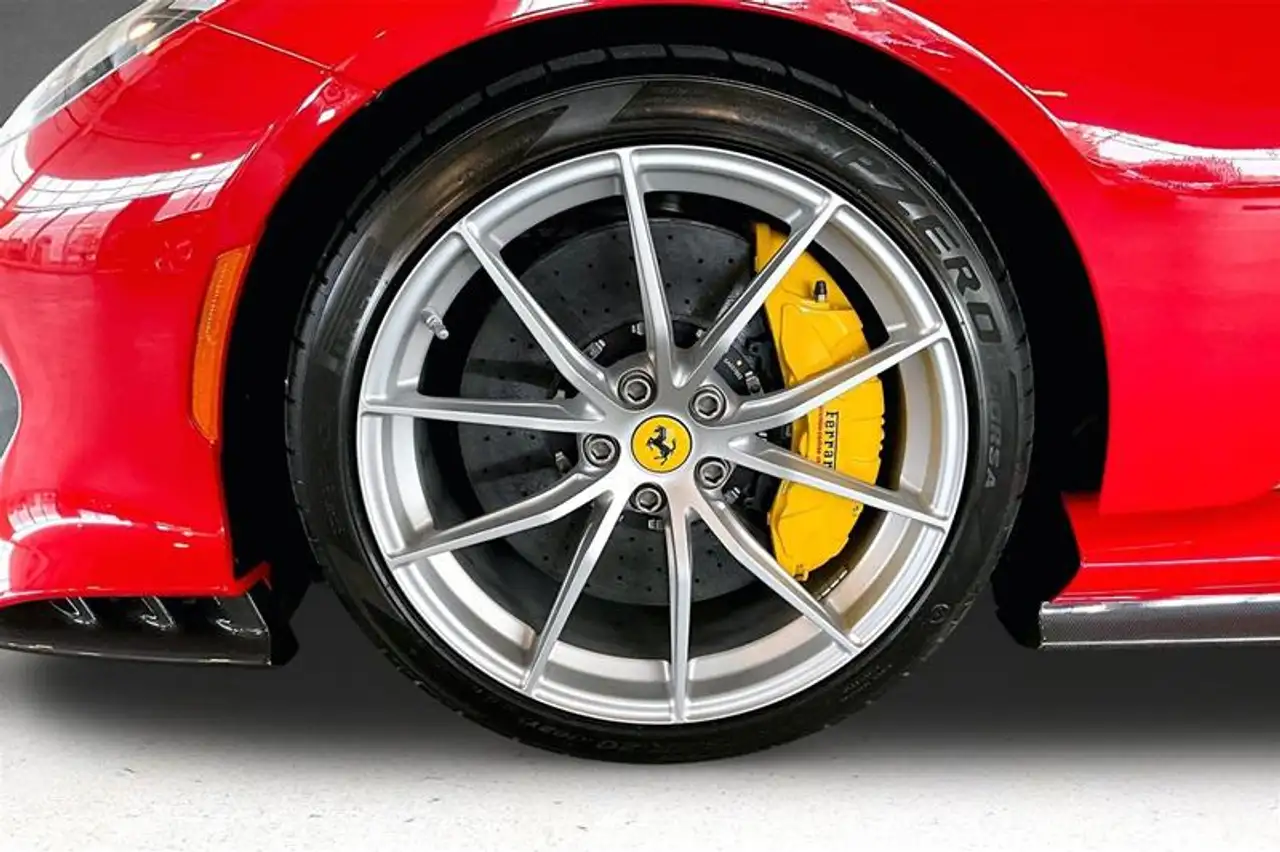 Ferrari 812 - Image 14