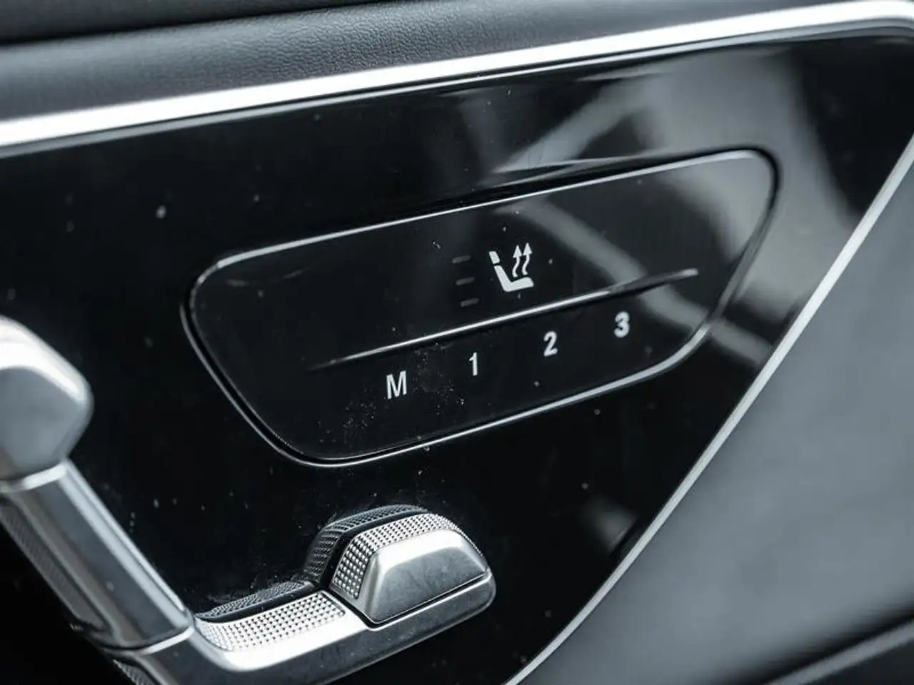 Mercedes-Benz GLC - Image 19