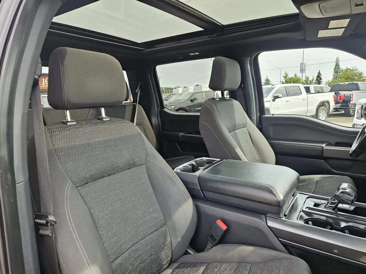 Ford F-150 - Image 33