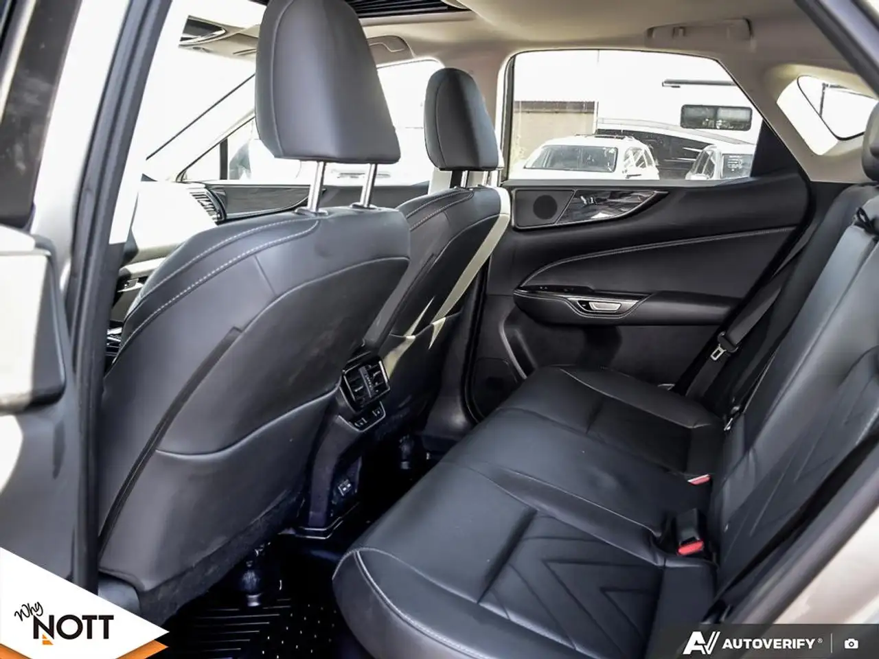 Lexus NX - Image 24