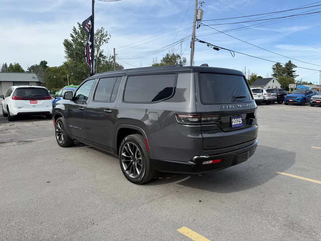 Jeep Grand Wagoneer - Image 3