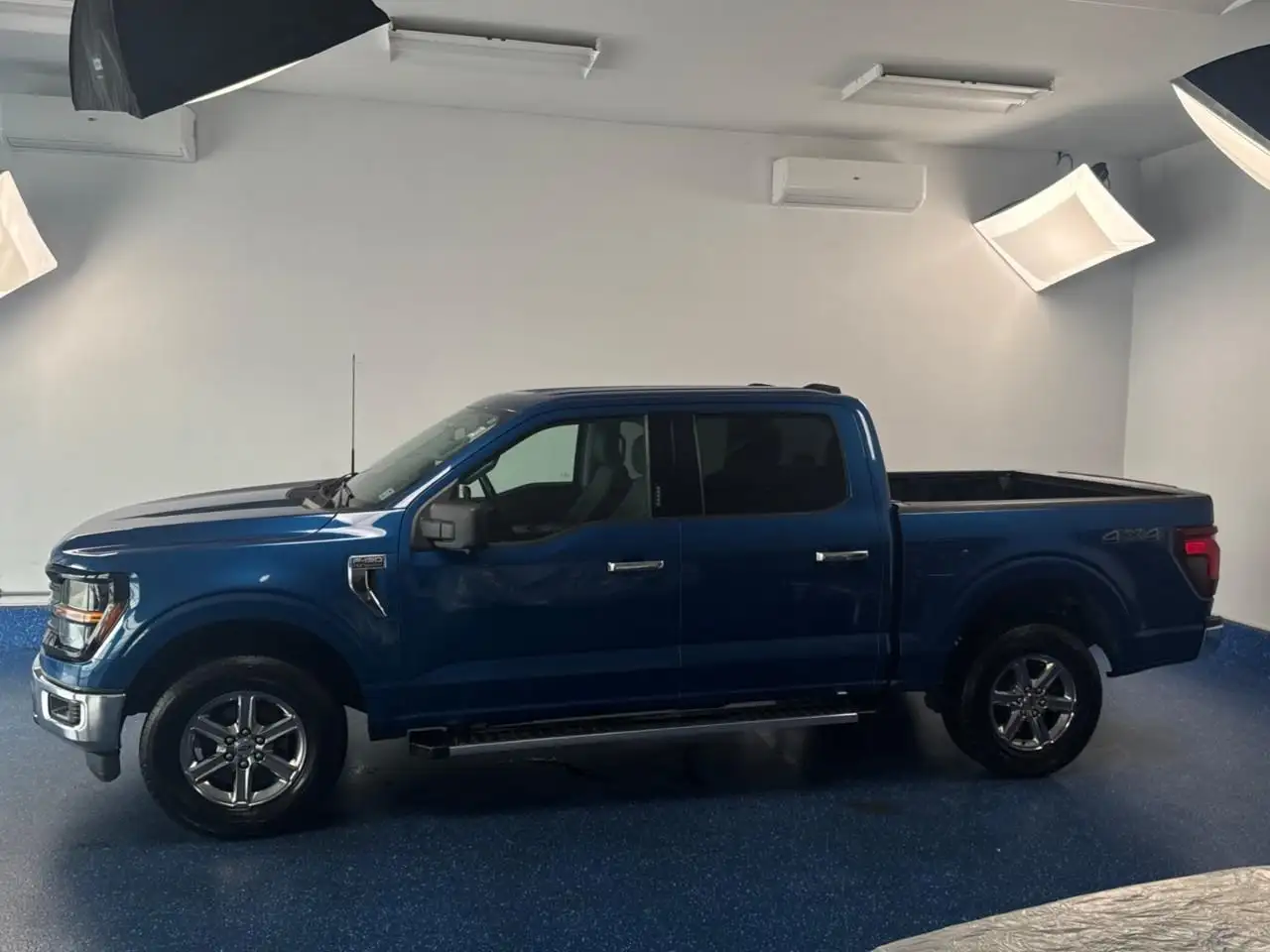 Ford F-150 - Image 9
