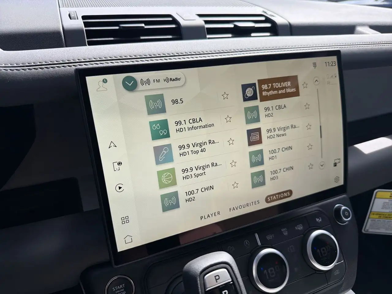Land Rover Defender - Image 13