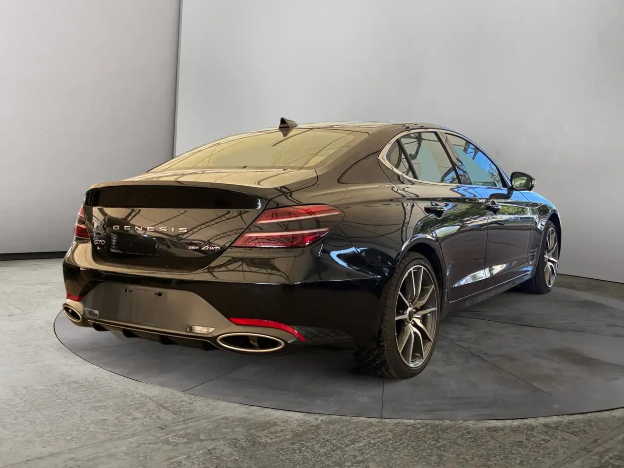 Genesis G70 - Image 5