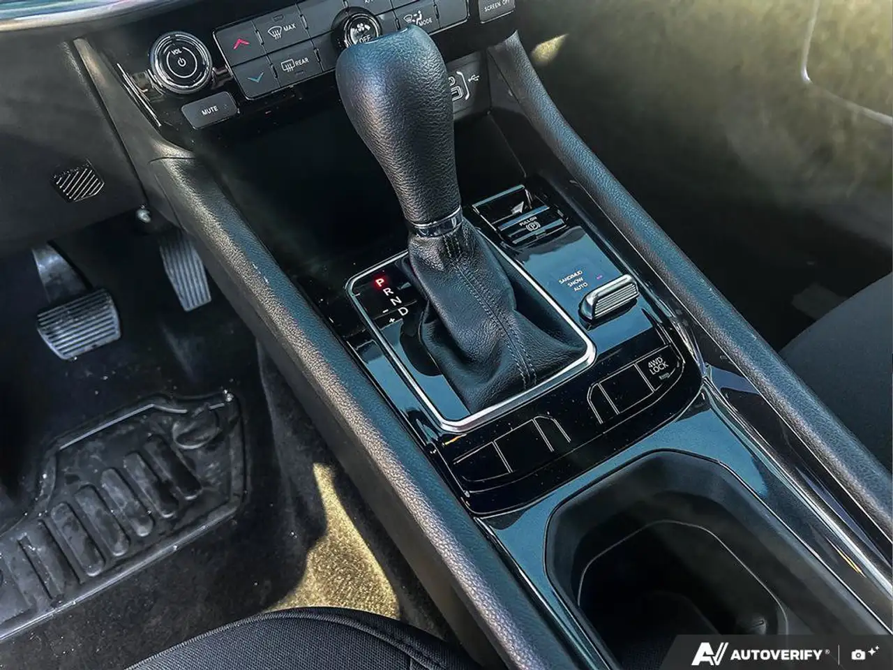 Jeep Compass - Image 18