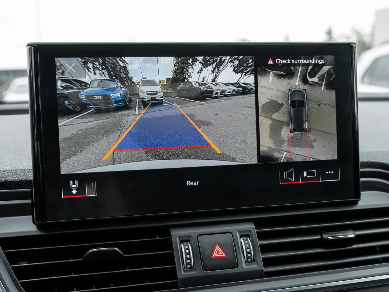 Audi Q5 - Image 13