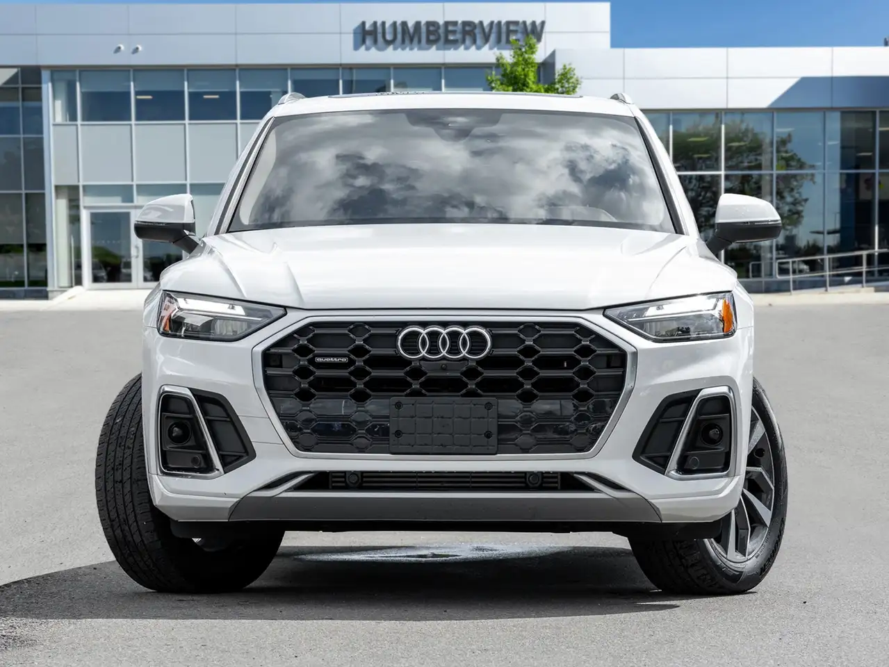 Audi Q5 - Image 2