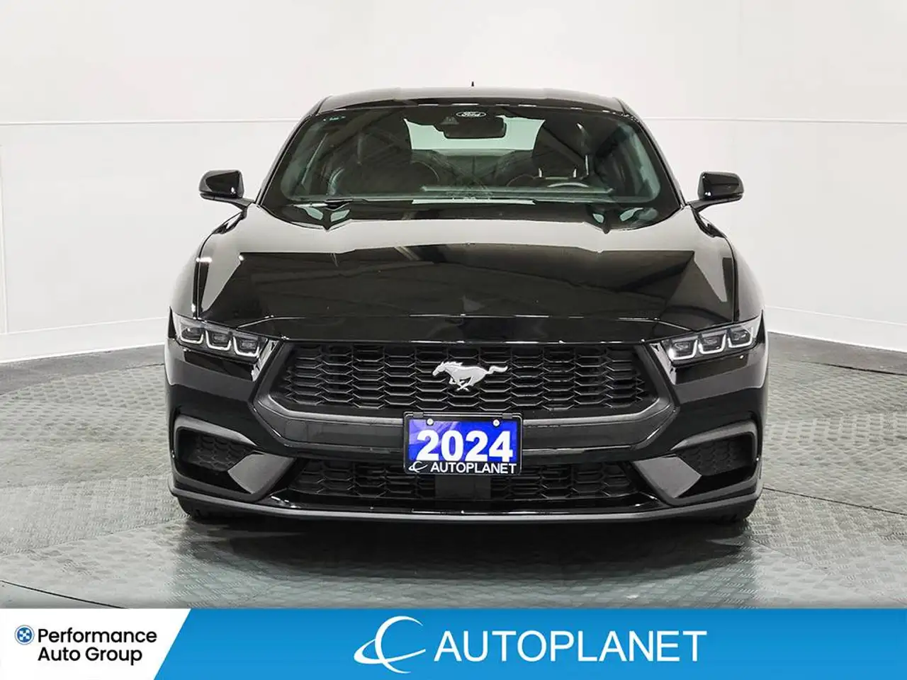 Ford Mustang - Image 2