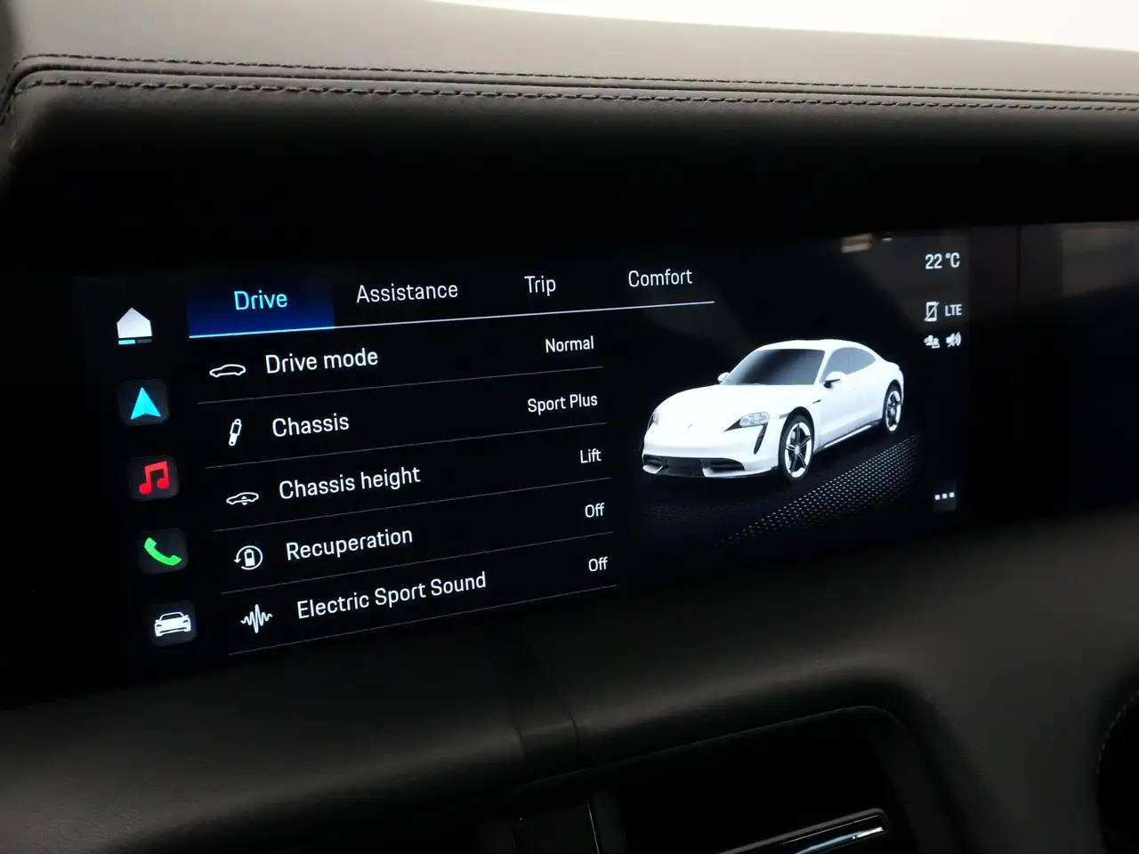 Porsche Taycan - Image 21
