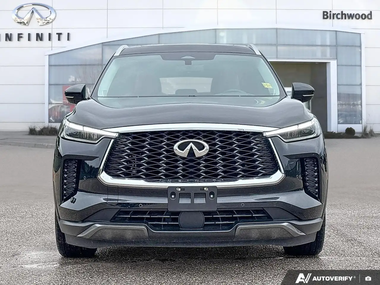 Infiniti QX60 - Image 2