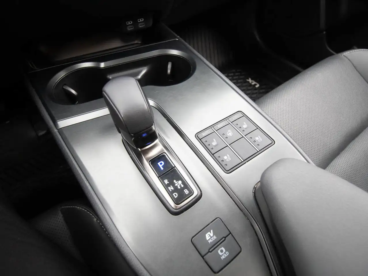 Lexus UX - Image 12