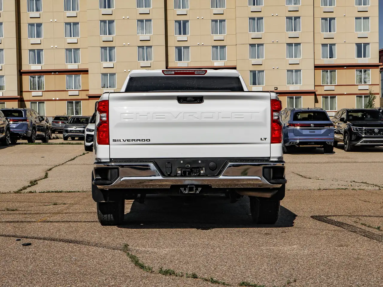 Chevrolet Silverado 1500 - Image 7