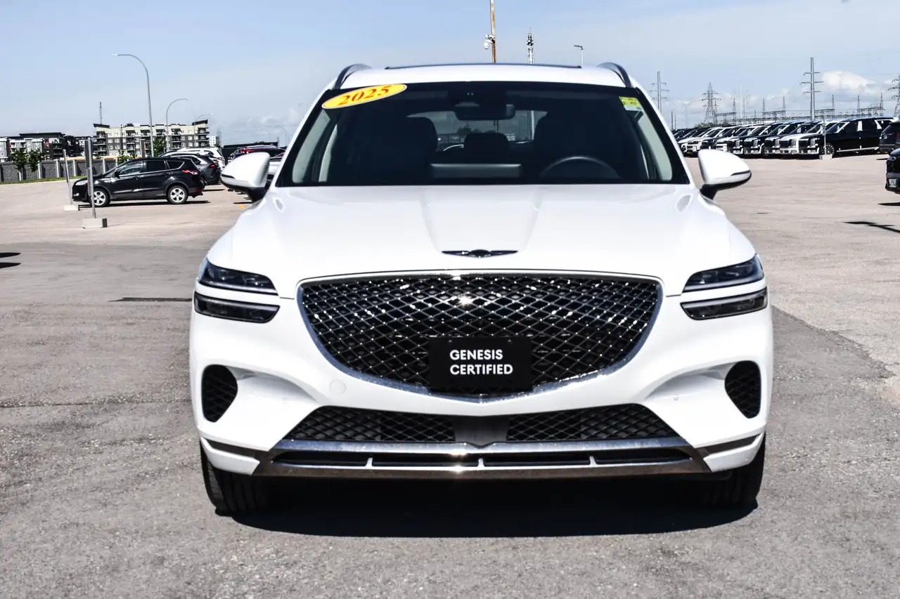 Genesis GV70 - Image 3