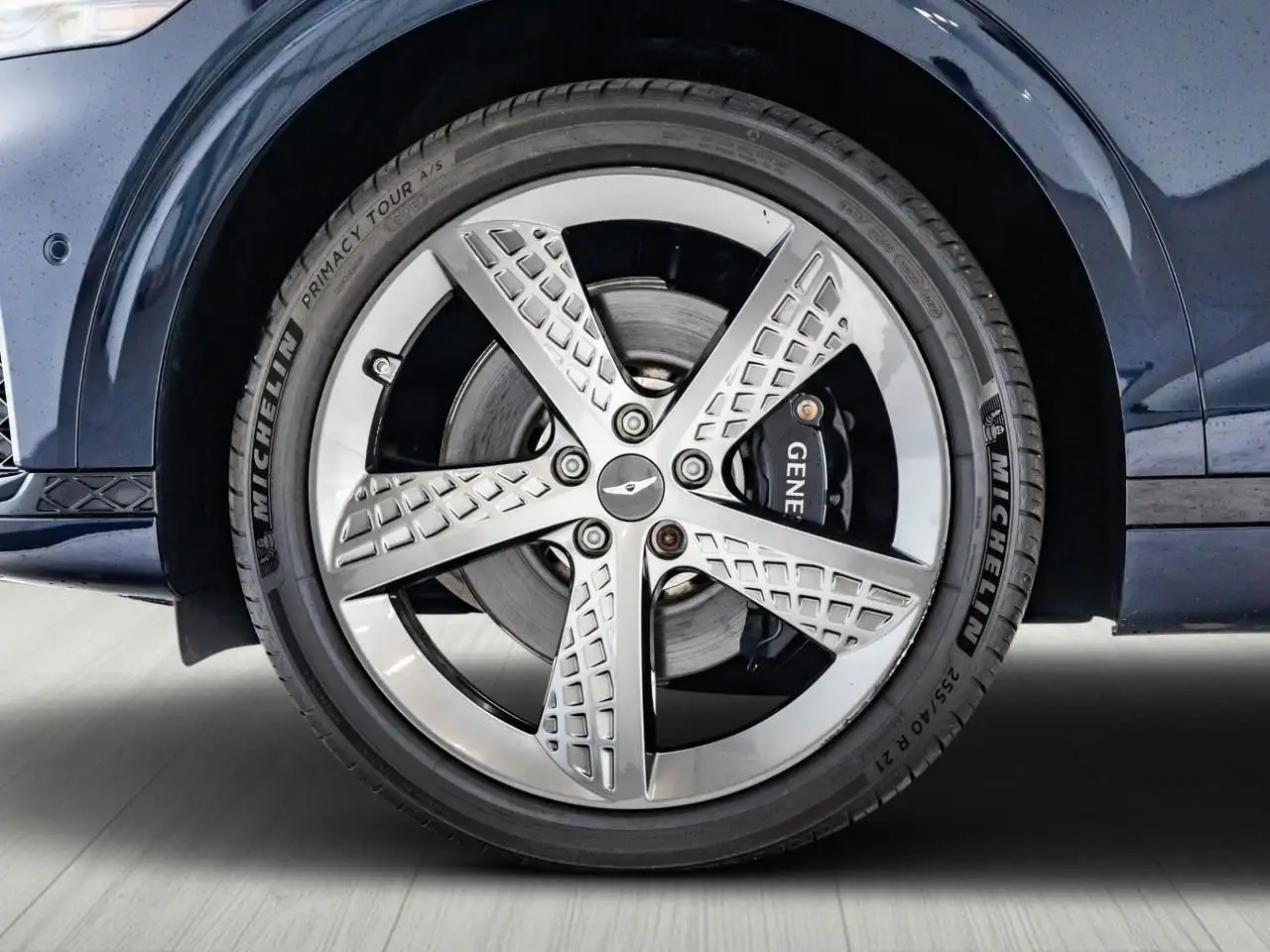 Genesis GV70 - Image 4