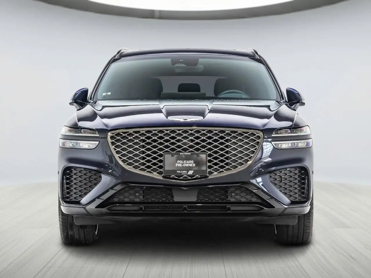 Genesis GV70 - Image 2
