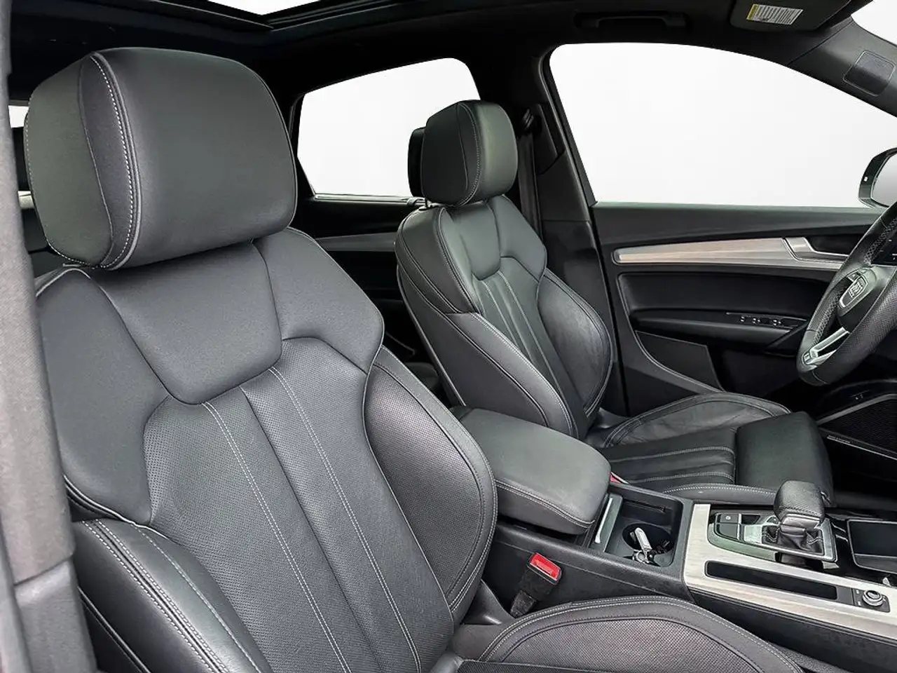 Audi Q5 - Image 26