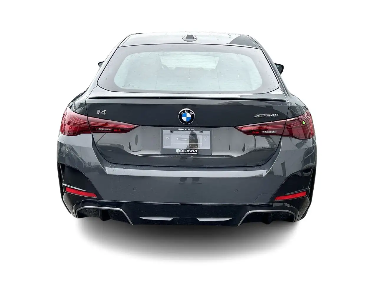 BMW i4 - Image 12