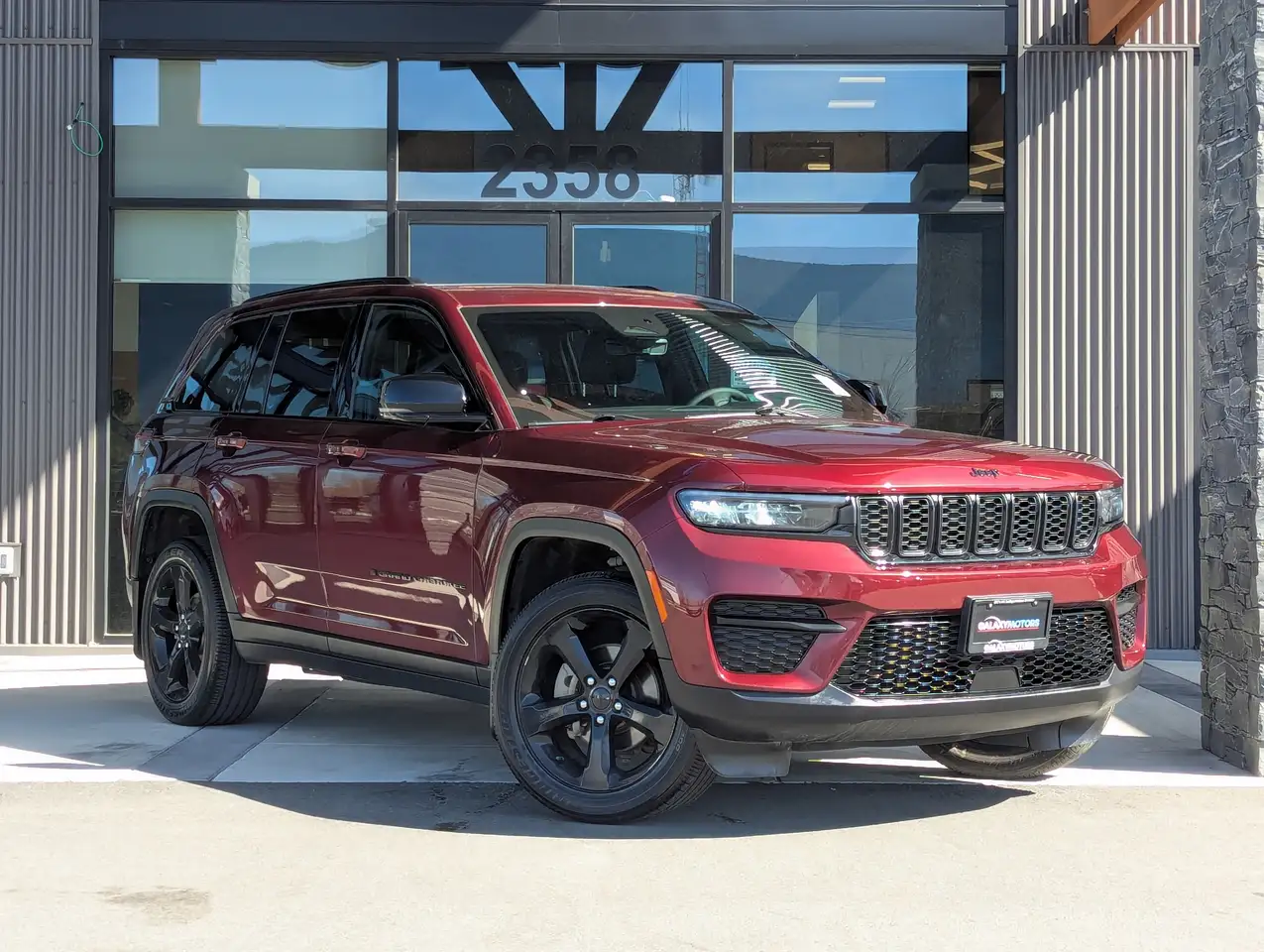 Jeep Grand Cherokee - Image 4
