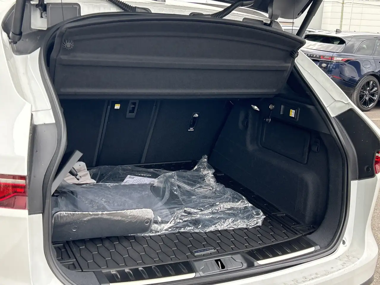 Jaguar F-Pace - Image 18