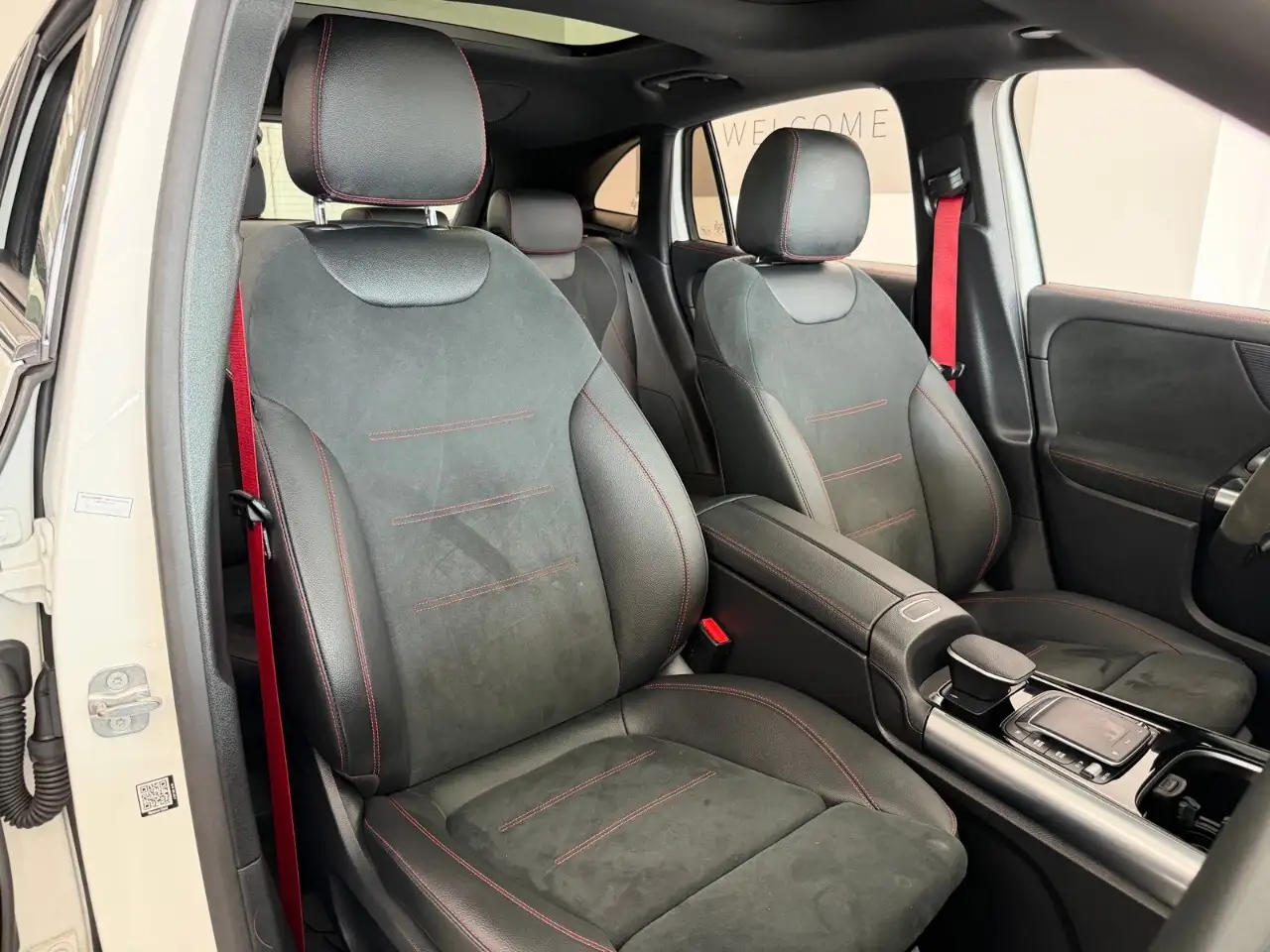 Mercedes-Benz GLA - Image 23