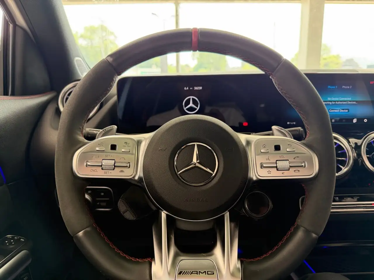 Mercedes-Benz GLA - Image 16