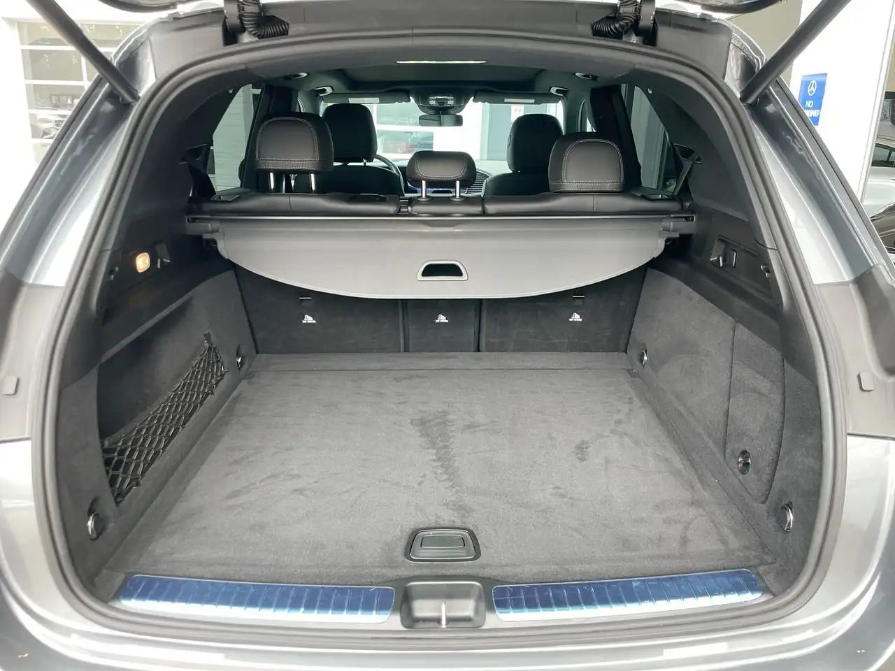 Mercedes-Benz GLE - Image 32