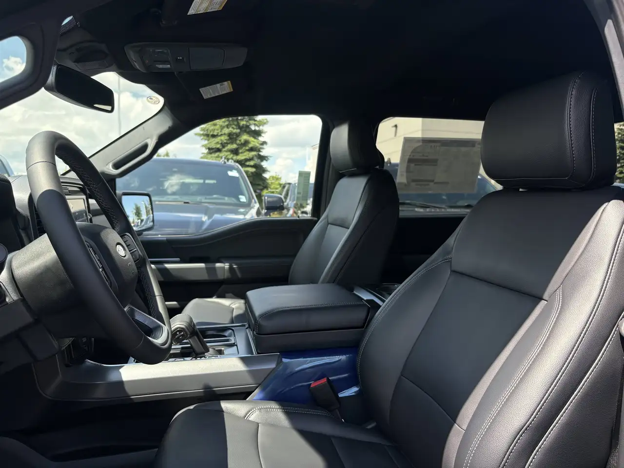 Ford F-150 - Image 12