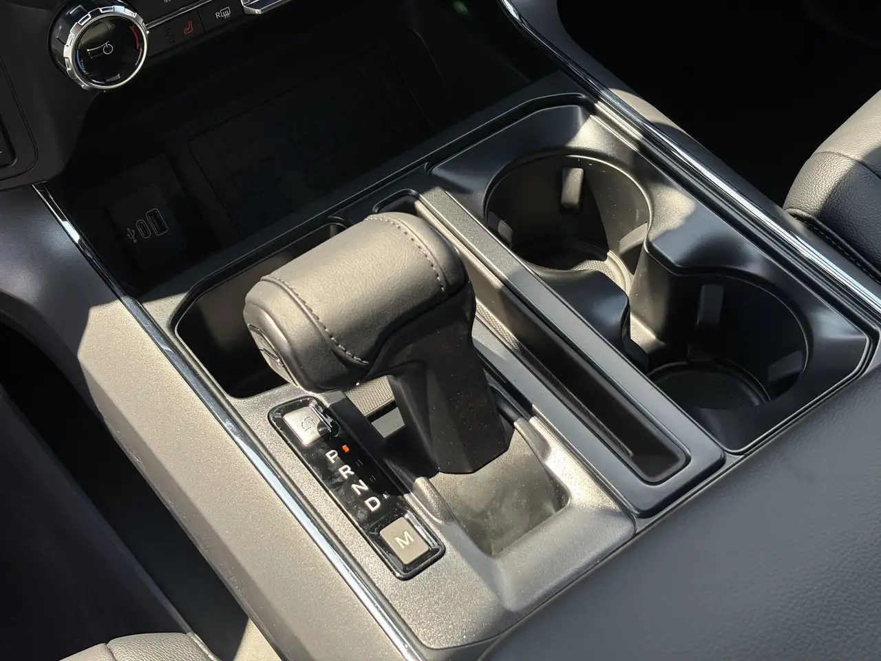 Ford F-150 - Image 24